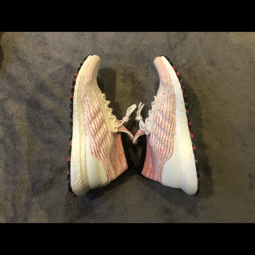 UltraBoost All Terrain 'Candy Cane' - Picture 2 of 4